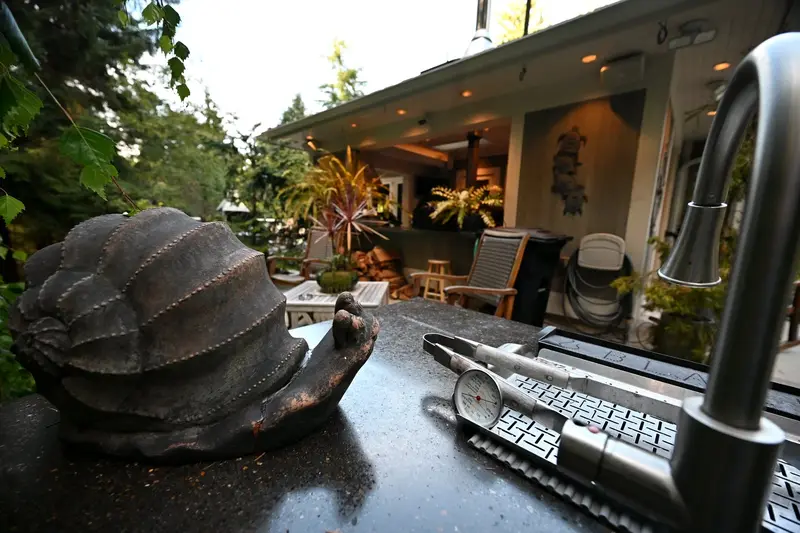 The Resident Snail